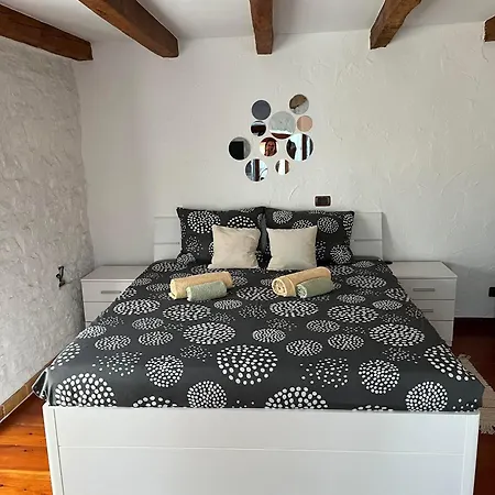Casa vacanze Aneta Authentic Istrian House With Pool & Garden - Pet Friendly *
