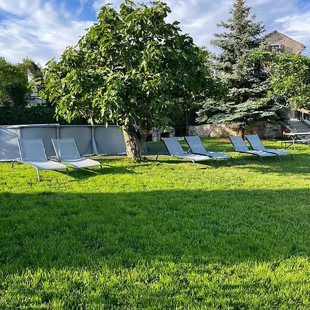 Holiday home Aneta With Pool And A Large Garden
